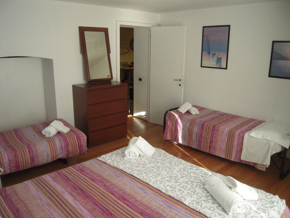 Bed And Breakfast Al Viale Papa Giovanni Bergamo Exterior foto
